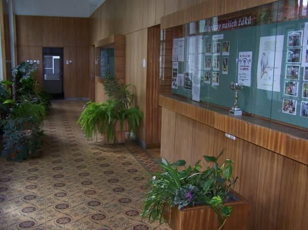 Škola po dobu své existence vychovala tisíce lesnických odborníků, její absolventi našli uplatnění po celém světě.