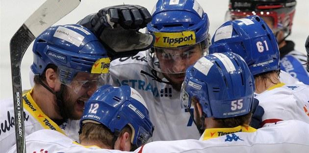 Soutěţ: Okresní hokejová liga Místo soutěţe: Soutěţ se z důvodu rekonstrukce ZS v Jičíně hraje pouze na krytém ZS v Nové Pace.