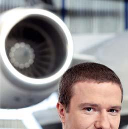 lidé a podniky ŘEDITEL POZEMNÍHO PROVOZU ABS JETS Jan Králík Společnost ABS Jets, operátor soukromých tryskáčů a průkopník v oboru soukromé letecké přepravy v České republice a na Slovensku,