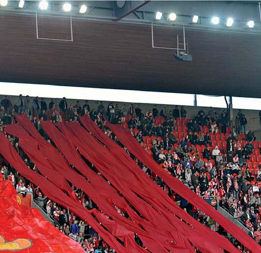 Rosenem většinovým vlastníkem klubu. Jakým způsobem akcie nabyli a zároveň zda, případně kdy a komu je poté prodali, již Doležal nesdělil.