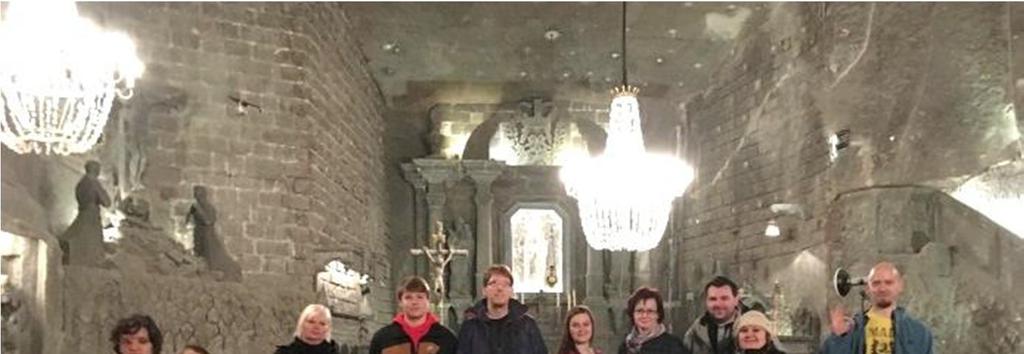 8 Středisko VÝZVA integrační klub BRÁNA SOBOTNÍ VÝLET DO WIELICZKY S integračním klubem BRÁNA jsme jeli 24.