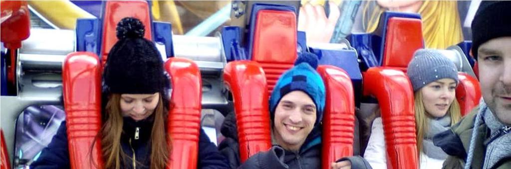 Středisko VÝZVA integrační klub BRÁNA 7 VÝLET DO PRAHY NA MATĚJSKOU POUŤ Do Prahy jsme jeli vlakem. Potom z vlakového nádraží tramvají směr metro.