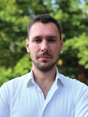 Profily autorů Lékařské fakulty Masarykovy univerzity a v letech 2004 2014 byl místopředsedou Bioetické komise při Radě pro vědu, výzkum a inovace vlády České republiky.