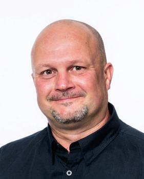 18 František Hodek 47 let