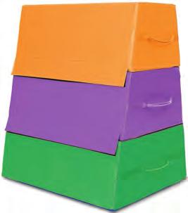 Výška: 130 cm.