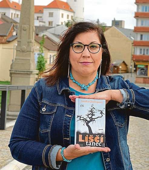 2 27. září 2018 Přerovsko a Hranicko Přerov je kulisou vdalší detektivce Vpořadí už osmou knihu vydává spisovatelka Lenka Chalupová.