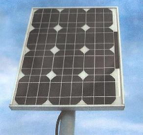 3 Napájanie fotovoltaického článku Ako funguje fotovoltaický panel? Fotovoltaický (PV) panel zachytáva svetelnú energiu na generovanie elektriny.