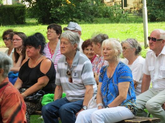 července na havířovské městské koupaliště kolem 2 600 návštěvníků. Velkému zájmu se těšily bazény s příjemně osvěžující 24stupňovou vodou.