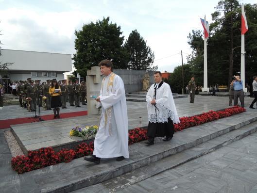 srpna v místním hostinci Isidora Mokrosze, mezi příslušníky gestapa a