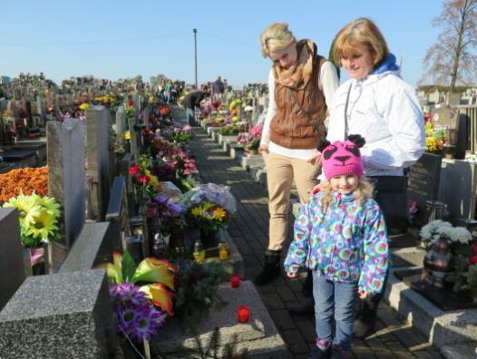 dribling. Po urputných bojích v závodě družstev si medaile a poháry rozdělily mezi sebou havířovské celky. 1. Základní škola Marušky Kudeříkové, 2.