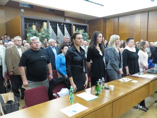 143 Mgr. Tomáš Ptáček Róbert Masarovič, MSc. Peter Hrabčák Ing. Eduard Heczko bude zastupovat primátora města po dobu jeho nepřítomnosti nebo v době, po kterou primátor nevykonává svou funkci.
