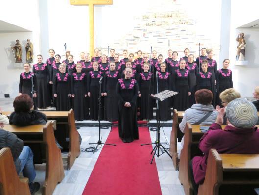 dlouhý program plný nádherných melodií.