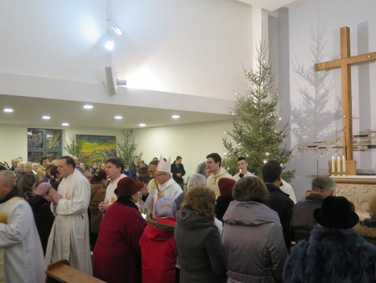 Druhá příčka patří Kometě, na třetím místě se umístil domácí celek a čtvrté místo získali malí hokejisté z Martina. 12. 1. Slavnostní bohoslužba v kostele sv.