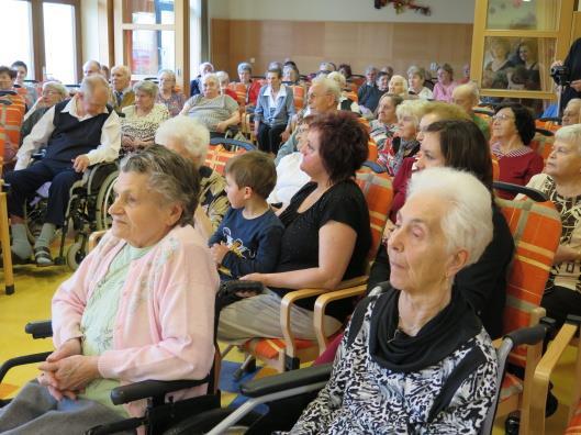 Odborná porota z nich vybrala 72, které si zahrají ve čtyřech