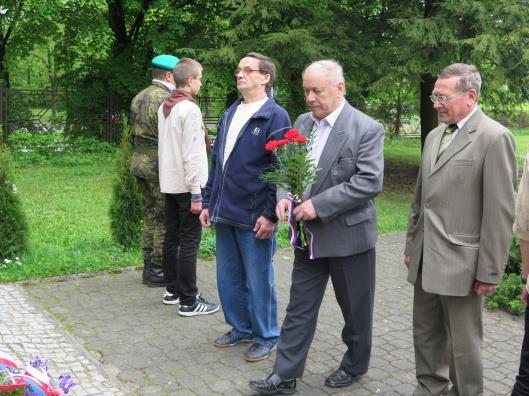 června se zvyšuje o 2 na 297 MRA, s.r.o. ukončení pracovního poměru ředitele Ing. Pavla Merty ke dni 30. června 2014 z důvodu odchodu do starobního důchodu 7. 5.