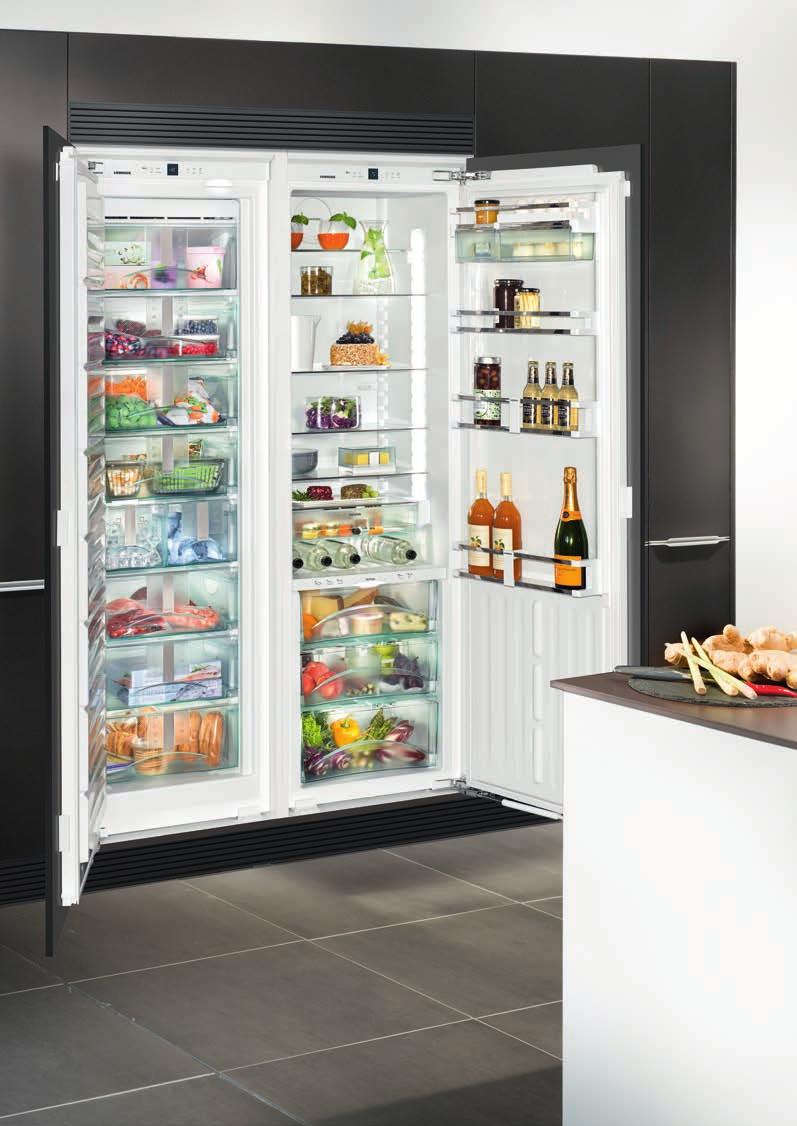 Vestavný spotřebič s nízkou spotřebou: SBS 70I Built-in Vestavná chladnička SBS 70I typu Side-by-Side představuje kompletní řešení skladování potravin obsahující úložné boxy BioFresh a plně
