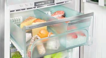Mraznička NoFrost s automatickým výrobníkem ledu IceMaker nabízí profesionální technologii mražení, která zajistí dlouhodobou čerstvost, zatímco prostorný chladicí oddíl udrží potraviny svěží pro