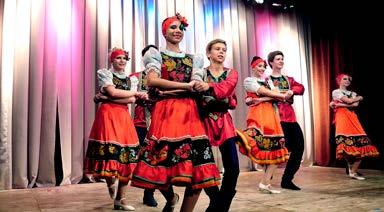 Diplomy laureátům předali pořadatelé festivalu a listiny s projevy díků byly věnovány vedoucímu souboru Jevgeniji Samošenkovi a starostovi Aleši Ryšánkovi. Soubor JUNOSŤ koncertuje již po druhé v ČR.
