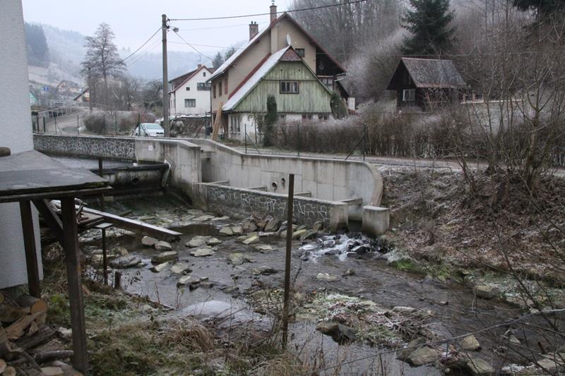 Alternativní odběrné místo surové