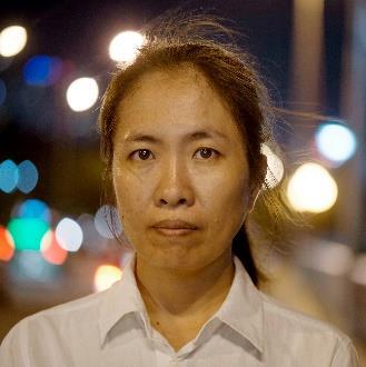 Na Ukrajině se množí případy zastrašování krajně pravicovými skupinami. Gulzar Dujšenová, Kyrgyzstán Ovdovělá žena s hendikepem bojuje za důstojný život ostatních Gulzar je bojovnice.