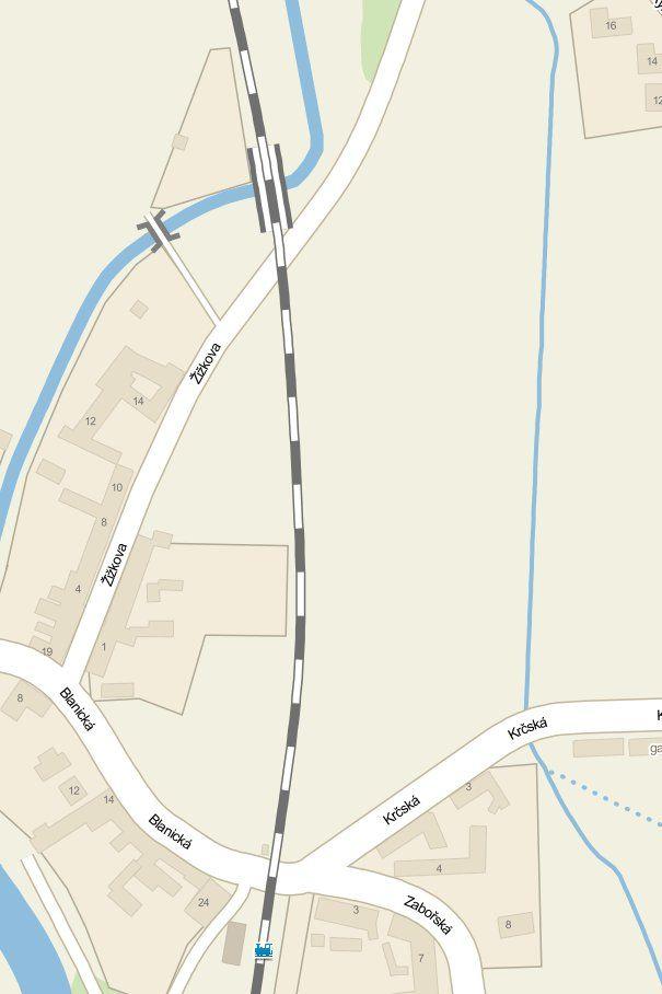 zastavilo v km 248,217 za sousedním železničním přejezdem P1149, který se nachází v km 248,100 tratě České Budějovice Plzeň hl. n. Při střetnutí se nákladní automobil vznítil a požár zasáhl též stanoviště strojvedoucího.