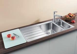 BLANCO AXIS III 6 S-IF Axen-koncept: jedinečne ergonomický atraktívny, nadčasový dizajn: čisté línie, priestorovo veľkoryso riešené jednotlivé funkčné zóny pekne tvarovaná vanička s jemne zaoblenými