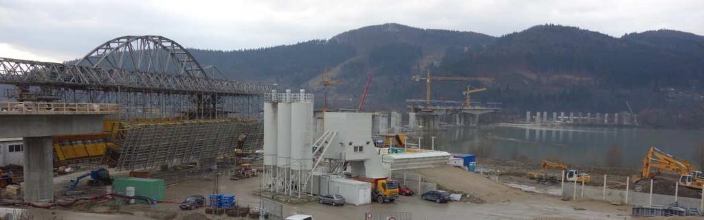 spoločnosť (NDS), v soutěži na zhotovitele uspělo Združenie D3 Žilina (Strážov) - Žilina (Brodno), jehož členy jsou firmy Eurovia SK, Hochtief CZ a Stavby mostov Slovakia.