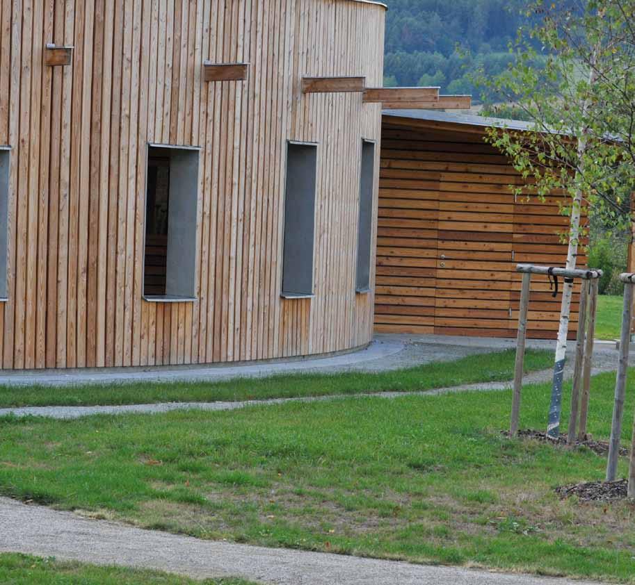 venkovního osvětlení, rozšíření počtu svítidel, snížení spotřeby o