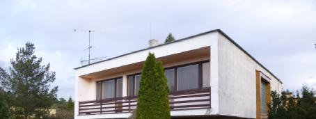 ENI CONSULT spol. s r.o. znalecký ústav obor ekonomika oceňování majetku ZNALECKÝ POSUDEK č. 53/7803/2017 o obvyklé ceně pozemku čís. parcely St. 300 s rodinným domem č.p. 250 s příslušenstvím a pozemku čís.