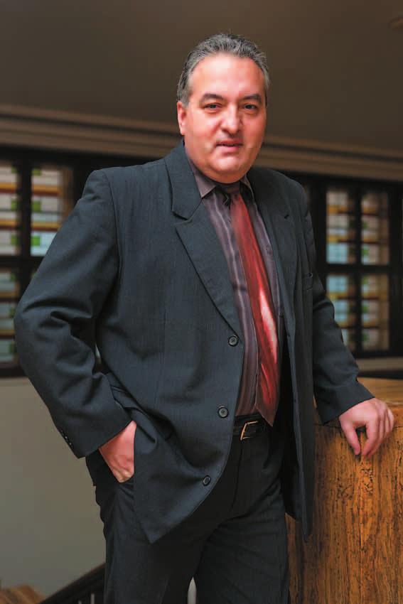 Úvodní slovo starosty Vážení spoluobčané, i rok 2009, v jehož průběhu se začaly objevovat první známky blížící se krize a nezaměstnanosti, byl velmi bohatý na nejrůznější události.