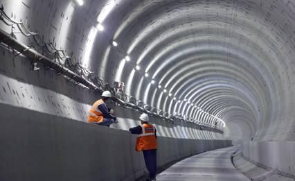 Channel Tunnel Rail Link (CTRL) 7/ 13 Realizace: 2003-2004 Délka: 2 x 24