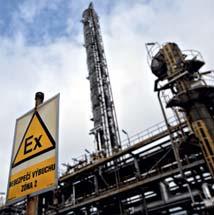monitor FOTO: archiv, Martin Pinkas UNIPETROL Lepší kvartál Petrochemická společnost Unipetrol