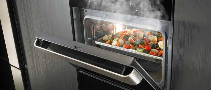 GORENJE BY ORA ÏTO 31 PureSteam Žádná voda, jen pára Díky speciálnímu parnímu generátoru se v celé troubě rozprostírá oblak čisté páry bez kapek vody, které by mohly pokazit potraviny.