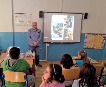 poskytnutím potravy a vody včetně míst pro úkryt a rozmnožování živočichů, dále likvidací invazních rostlin a zrušením živočichům nebezpečné technologie a technologických postupů při provádění údržby