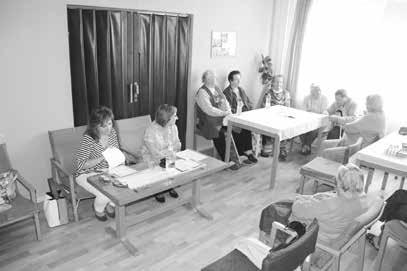 Kojetínský zpravodaj 6/18 Centrum sociálních služeb Kojetín Beseda s pracovnicemi Městské knihovny MěKS Kojetín 22 V měsíci dubnu 2018 navštívily pracovnice Městské knihovny MěKS Kojetín naše seniory