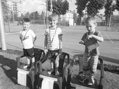 Až do poslední disciplíny jsme měli stejný počet bodů jako Flik- Flak Plzeň, avšak trampolínu jsme zvládli a vybojovali jsme si opět krásné stříbrné medaile.
