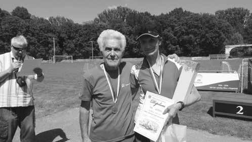 6/18 Kojetínský zpravodaj Ze sportu 4:16. V dívčí kategorii je pořadí: 1. Amálka Hřeblová z Kojetína za 3:47 2. Elenka Chytilová z Kojetína 4:48 3. Anička Bosáková z Kroměříže 5.08, 4.