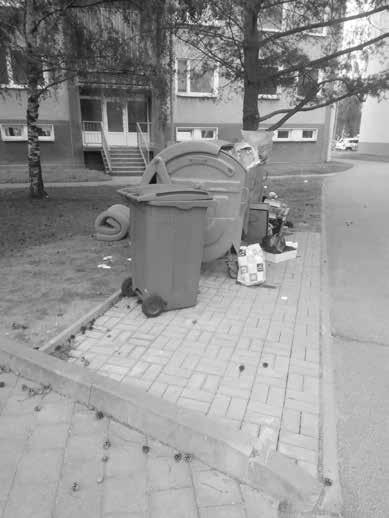 6/18 Kojetínský zpravodaj Ve zkratce Druhé jízdy, oficiálně prvního ročníku po loňském nultém, akce Střední Hanou na kole, se zúčastnilo 542 oficiálně zaregistrovaných účastníků.