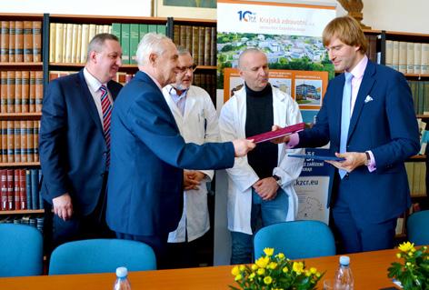 Jiří Novák, předseda představenstva KZ, přiblížil cestu, která vedla přes rozsáhlou revitalizaci k současné podobě Centra komplexní onkologické péče V Podhájí.