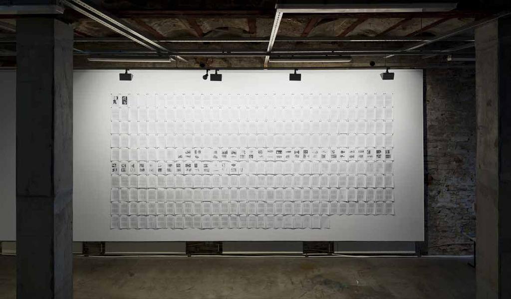 2014, Estonia, Tallinn, Vaal gallery, Tracing The Memory MYŠLENKY MODERNÍCH SOCHAŘŮ, 2013, xerox, kresba modrou propiskou, kancelářský papír, formát A4, 302 ks Všechny stránky knihy Myšlenky