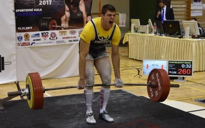 Maďarsku. Martinovy tréninky jsou velmi náročné, někdy trvají až tři hodiny. Také si musí hlídat váhu, aby se nepřehoupla přes 90 kg.
