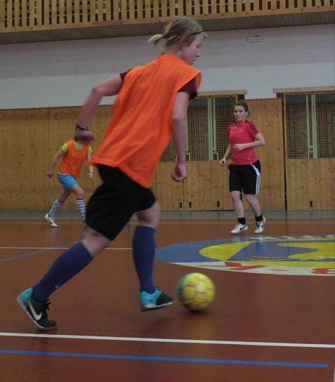 místo: Praha AFC PRAHA ŽENY 15+ počet účastníků: 13 termín: celoročně Ženský futsalový tým v Praze pro hráčky od 15ti let.