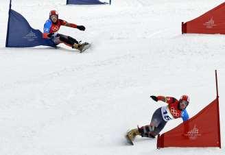 2. Snowboardové disciplíny 2.1 Alpské disciplíny Na alpské disciplíny je potřeba tvrdé vázání.