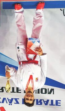 Jihočeského kraje, aby změřili své síly v disciplínách kata, kumite a super kop.