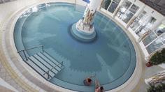 Po obědě návrat do Kehidakustány. Relaxace v termálech. Nocleh. 5. den Koupání. Příjezd do Prahy v cca 21 hod. hotel **** 194001 01.05.-05.05. 7 650 Kč 194004 22.05.-26.05. 7 650 Kč 194003 18.09.-22.