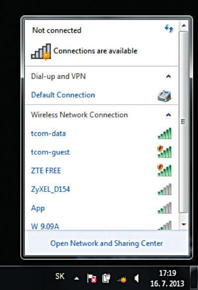 16. Vyhľadajte na svojom počítači Wi-Fi siete vo svojom okolí, nastavte sa na meno siete, ktorú máte uvedenú na zadnej strane svojho Magio Wi-Fi routera ako Wi-Fi: TELEKOM-XXXXXX, a stlačte Pripojiť.
