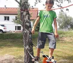 tělocvičnou i přístavbou nových tříd.