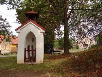 Mezi námi Staré Radošovice Milí sousedé, obyvatelé města Říčan, symbolem města Říčany je slogan Řekni Říčany, ale víte, že Říčany se skládají z různých katastrů a mezi nimi pomalu zaniká oblast