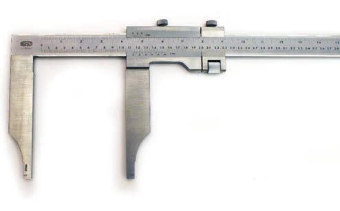 Rounded jaw ends for internal measurements. Fine adjustment. Without measuring knives for internal measurements Delivery in wooden case. DIN 862.