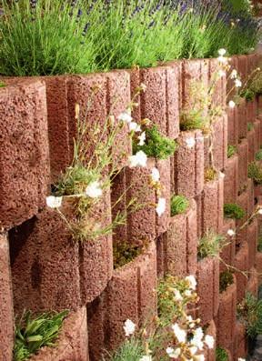 Svah a stena - úspešný Vlastnosti: - bezpečný spojovací žliabok - dá sa prispôsobiť svahu - obzvlášť vhodné do oblúka Hangflor Hangflor-MIN Parkflor Miniflor Hangflor - úsporný